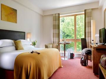 Фото номера Двухместный номер Делюкс с 1 кроватью Отель Manor West Hotel &amp; Leisure Club г. Трали 6