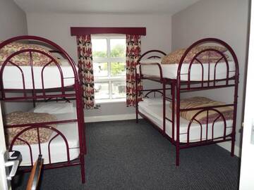 Фото номера Четырехместный номер Гостевой дом Tralee Holiday Lodge Guest Accommodation г. Трали 3
